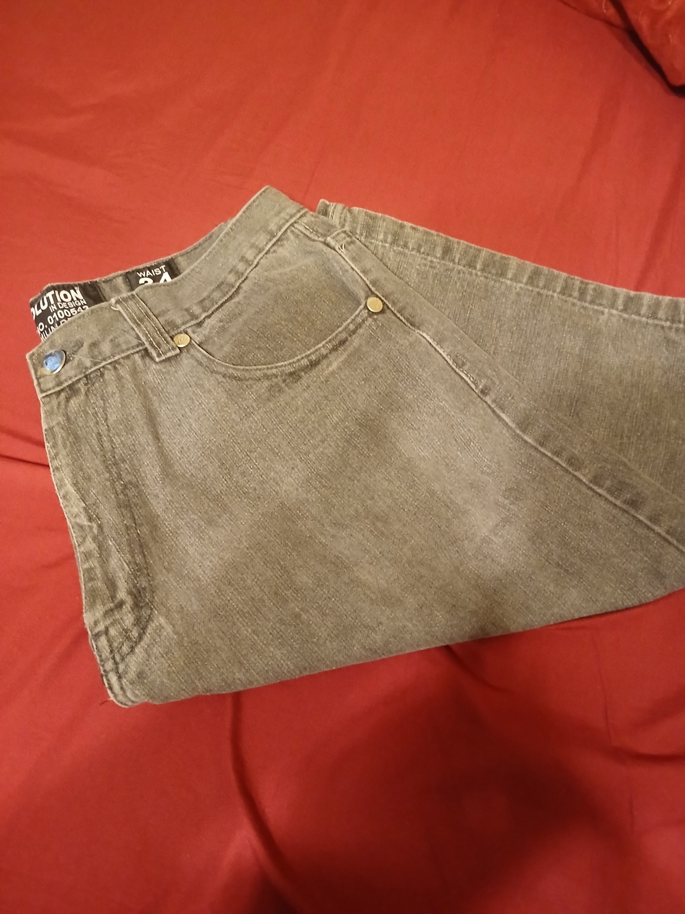 Revolution Men's Faded Gray Denim Shorts - Picture 4 of 4